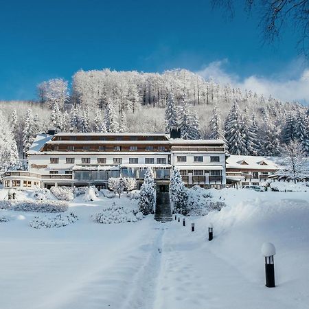 Hotel Troyer 트로야노비체 외부 사진